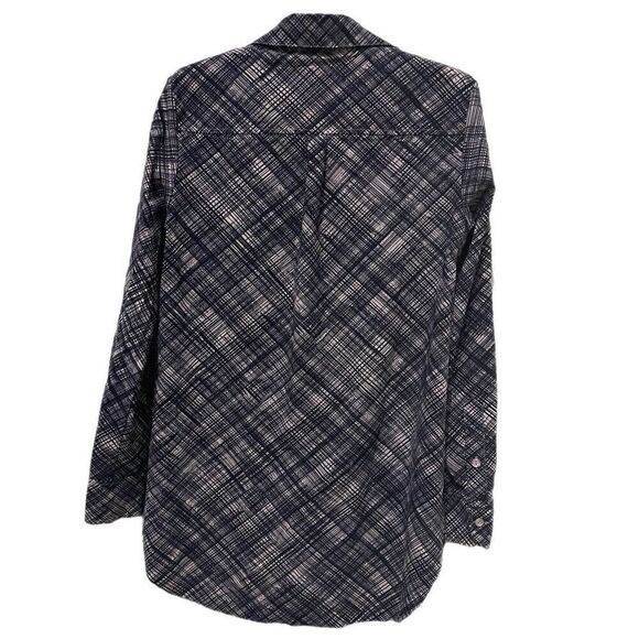 Lysse Fashion Button Down - Picture 4 of 6